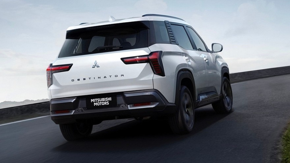 2026 میتسوبیشی دستینیتور